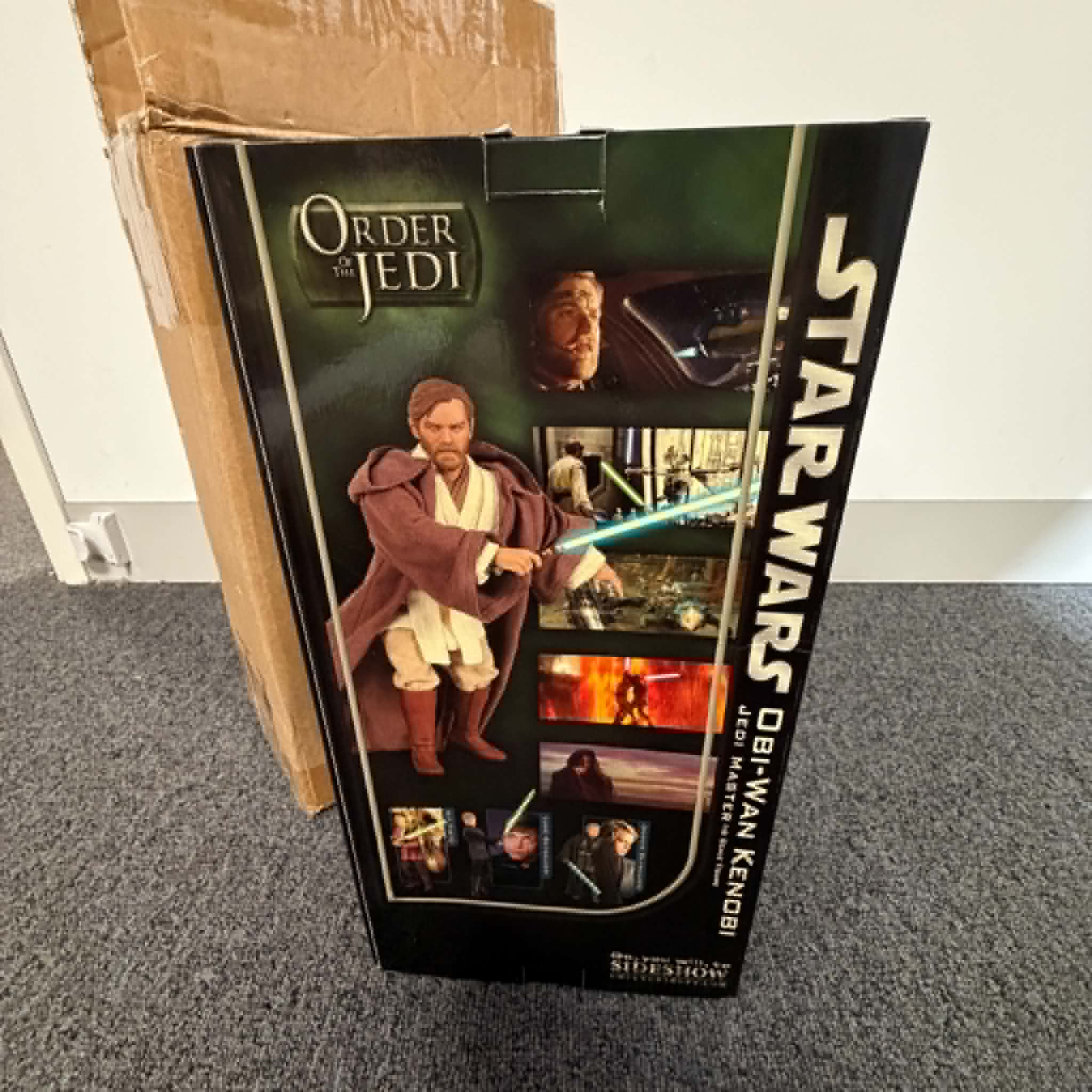 Sideshow Order of the Jedi Obi Wan Kenobi 1/6 Scale Figure - Image 2