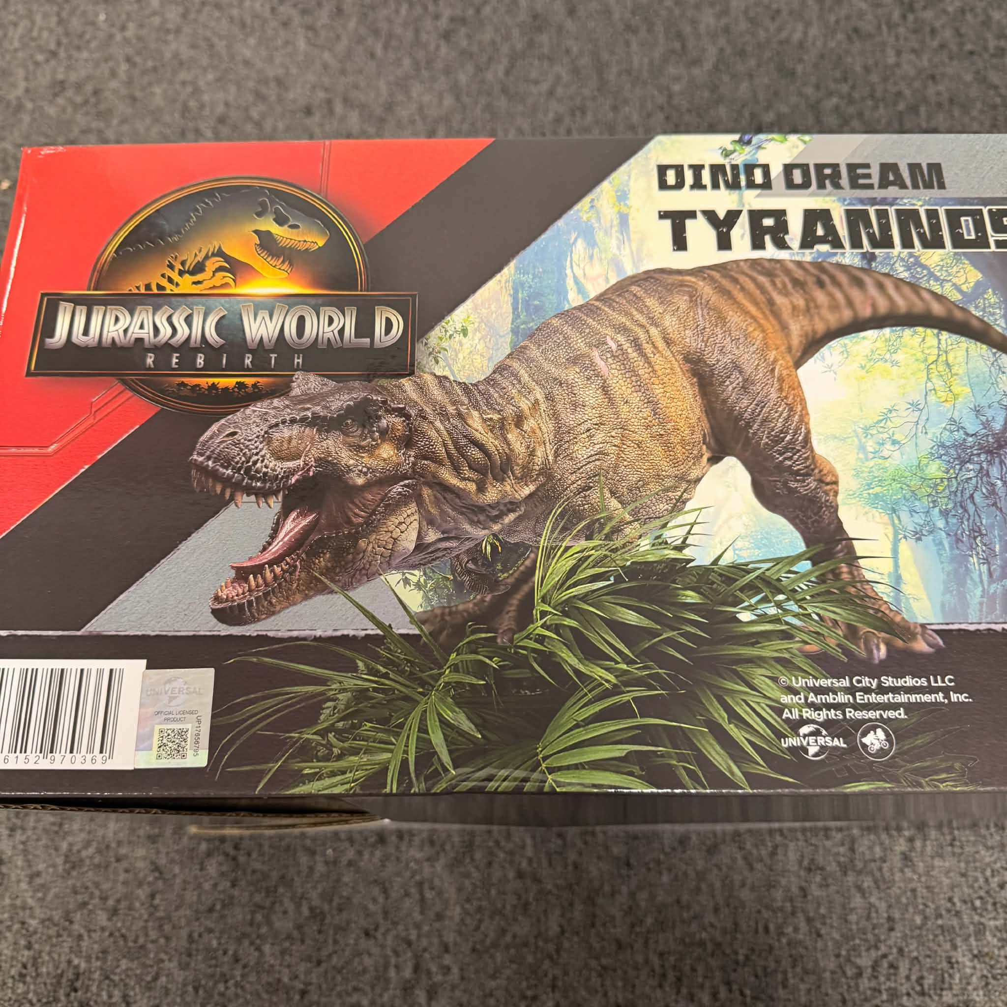Dino Dream Jurassic World Rebirth Tyranosaurus Rex 1/30 Scale Resin Model - Image 2
