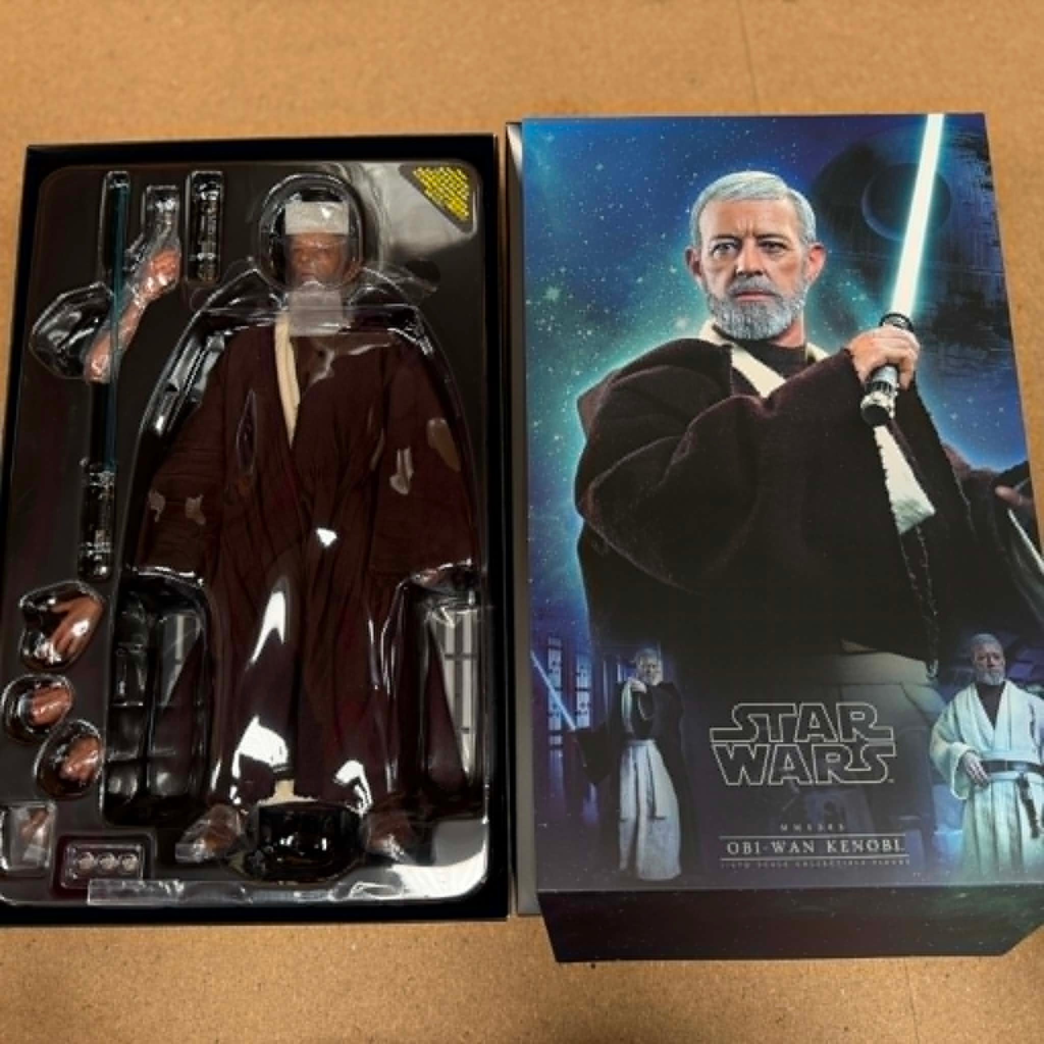 Hot Toys MMS283 Star Wars A New Hope Ben Obi Wan Kenobi 1/6 Scale Figure PRE OWNED - Image 3
