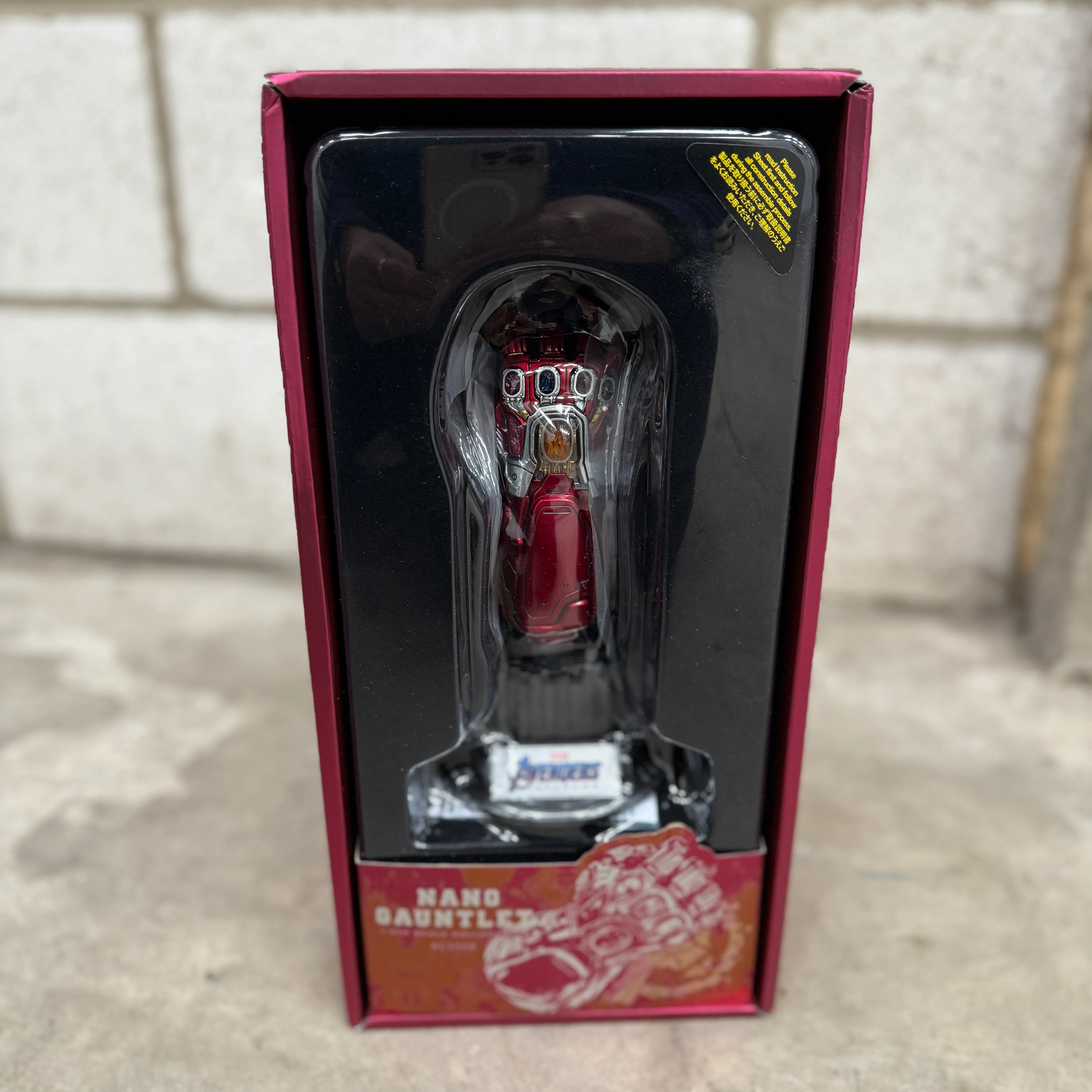 Hot Toys Avengers Endgame Nano Gauntlet 1/4 Scale - Image 3