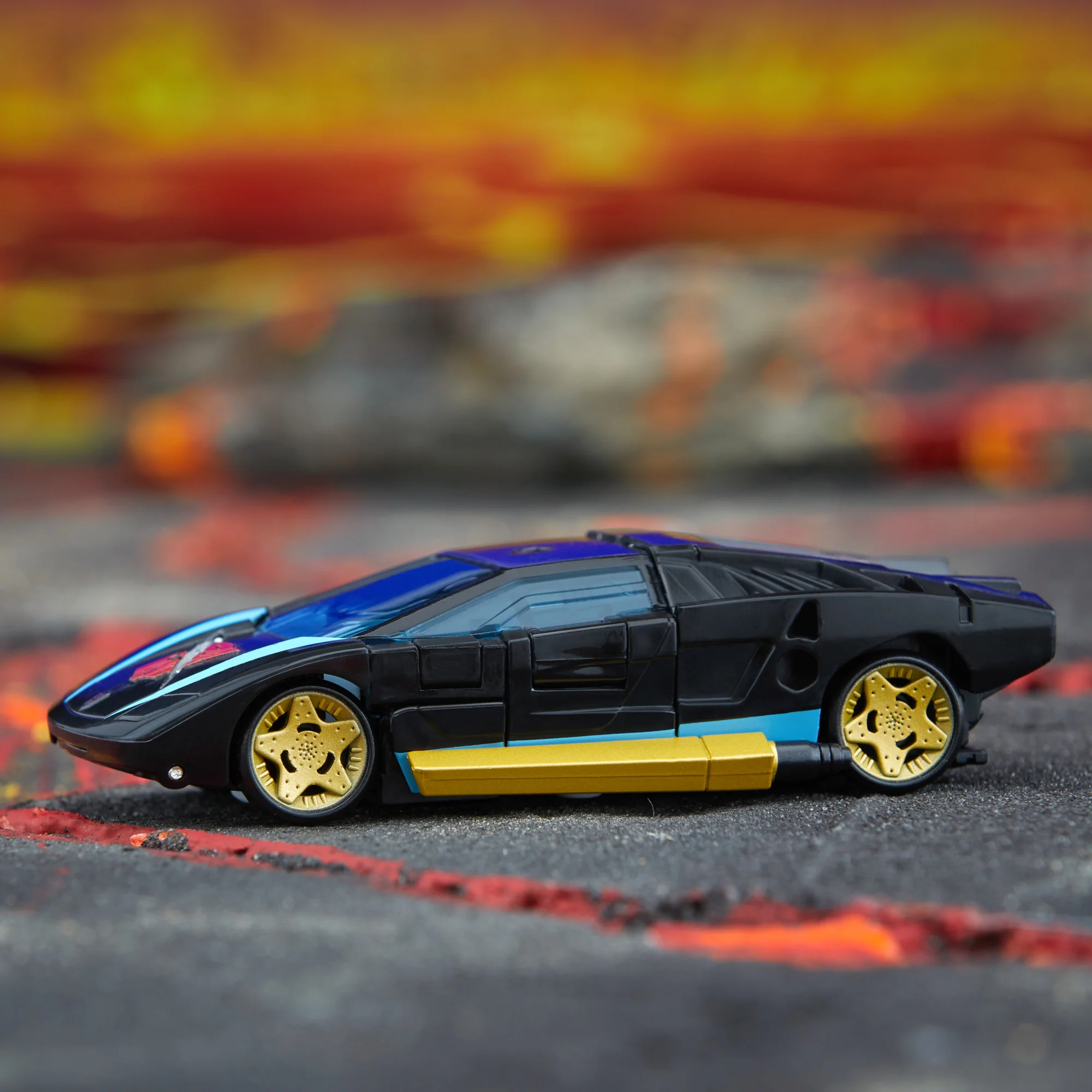 Transformers Legacy United (Armada Universe) Deluxe Wheeljack - Image 6