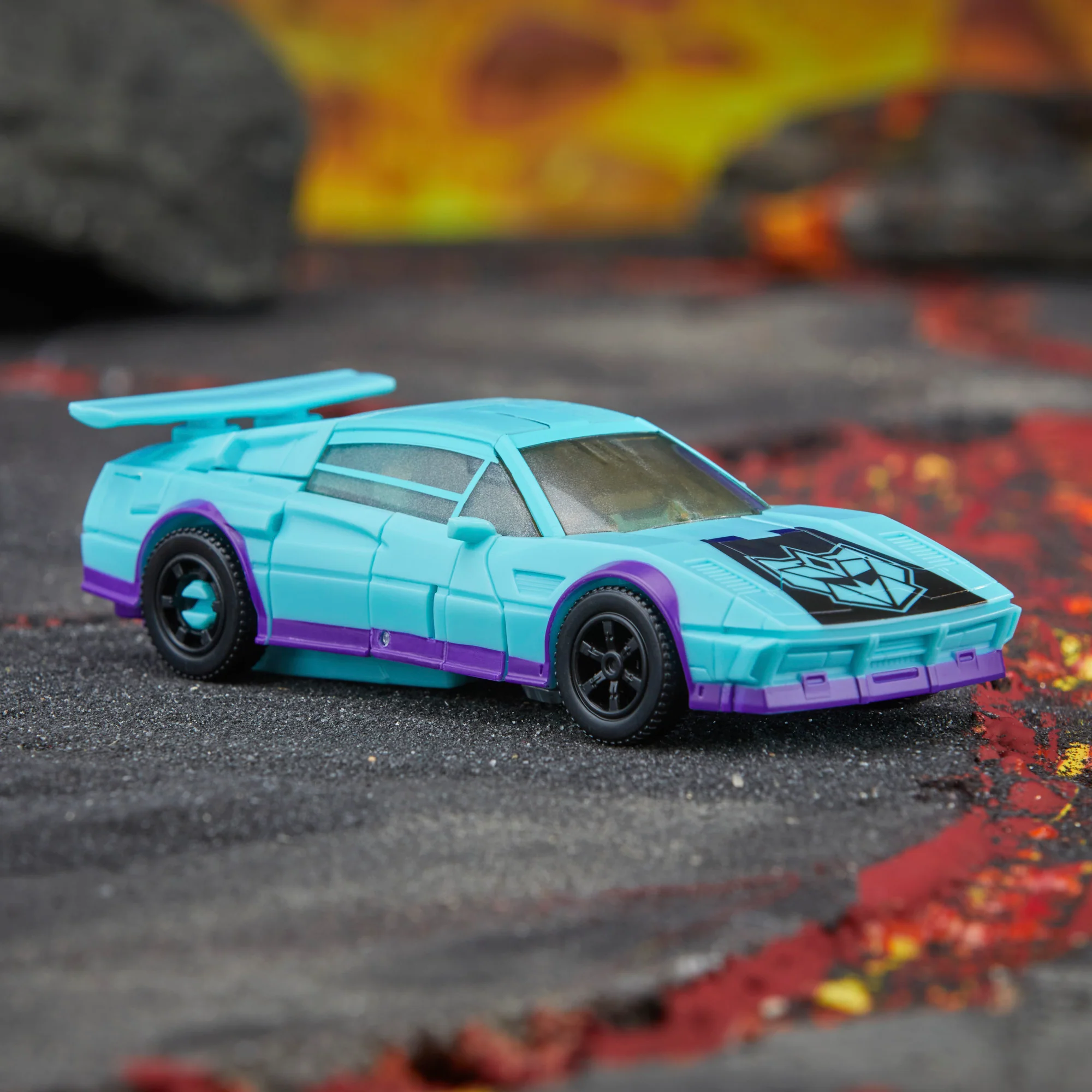 Transformers Legacy United (G2 Universe) Deluxe G2 Breakdown - Image 3