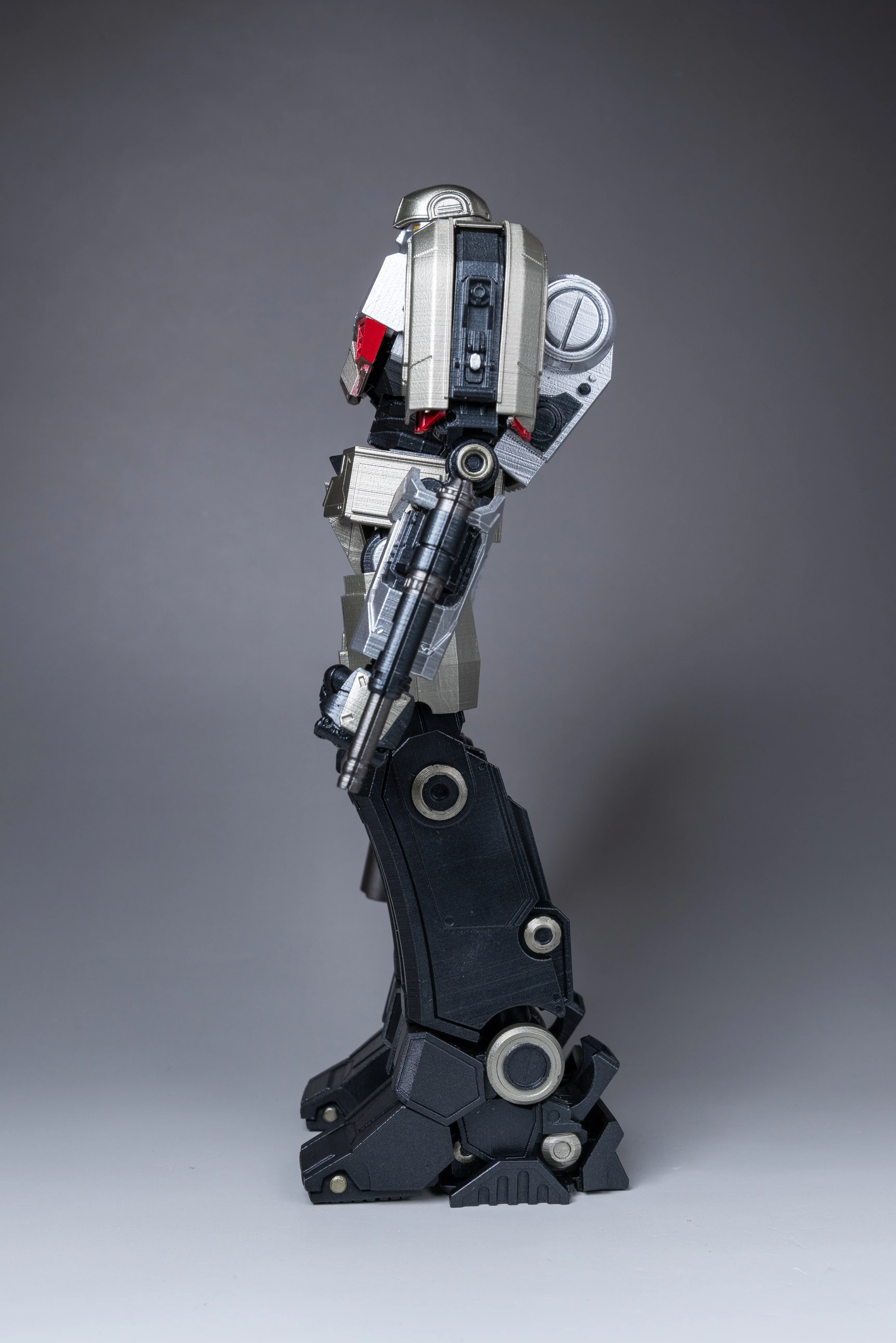 Transformers Yolopark TFOne 20cm Megatron Cogged Mode MODEL KIT - Image 6