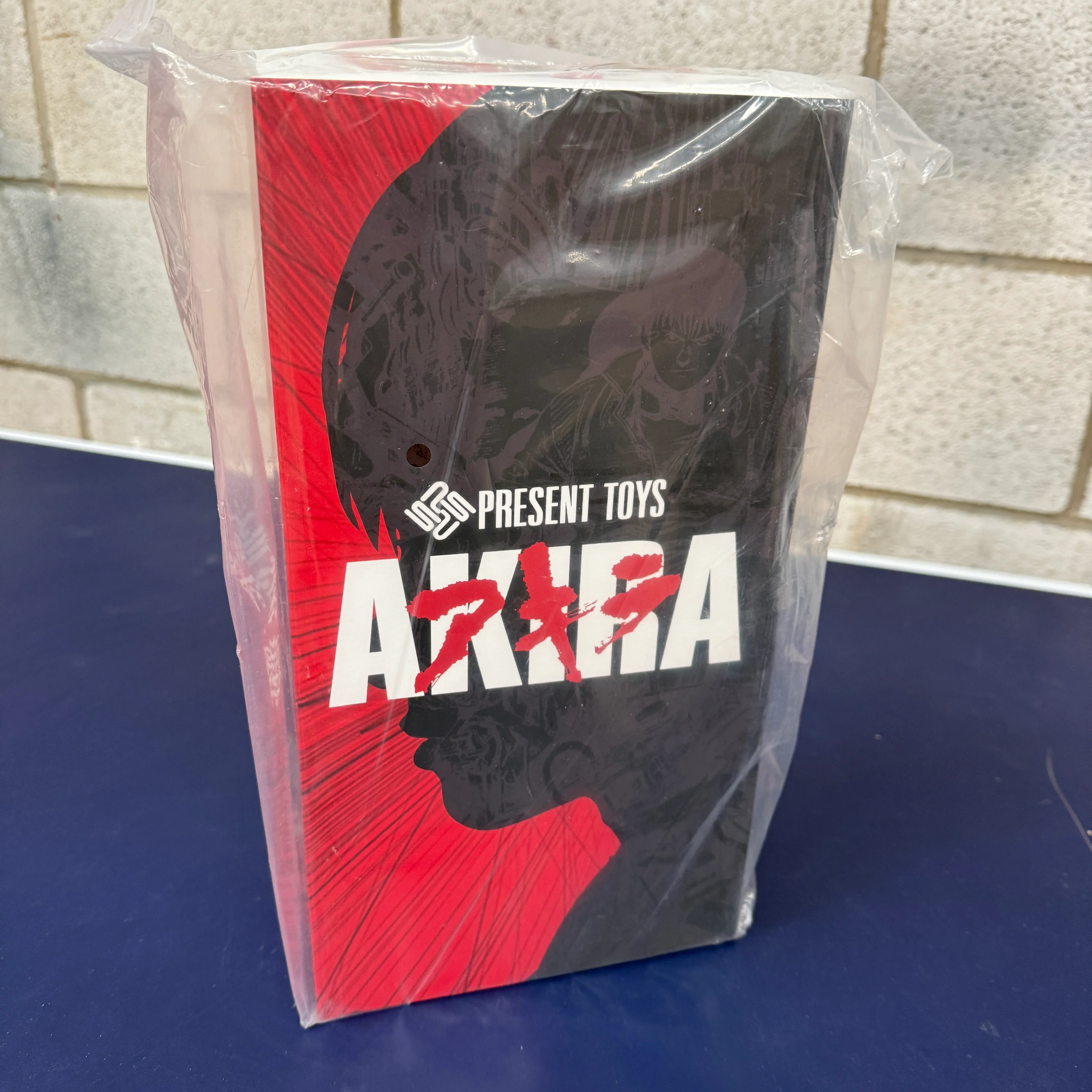 Present Toys Motorcycle Boy Akira Kaneda 1/6 Scale Collectible Figure