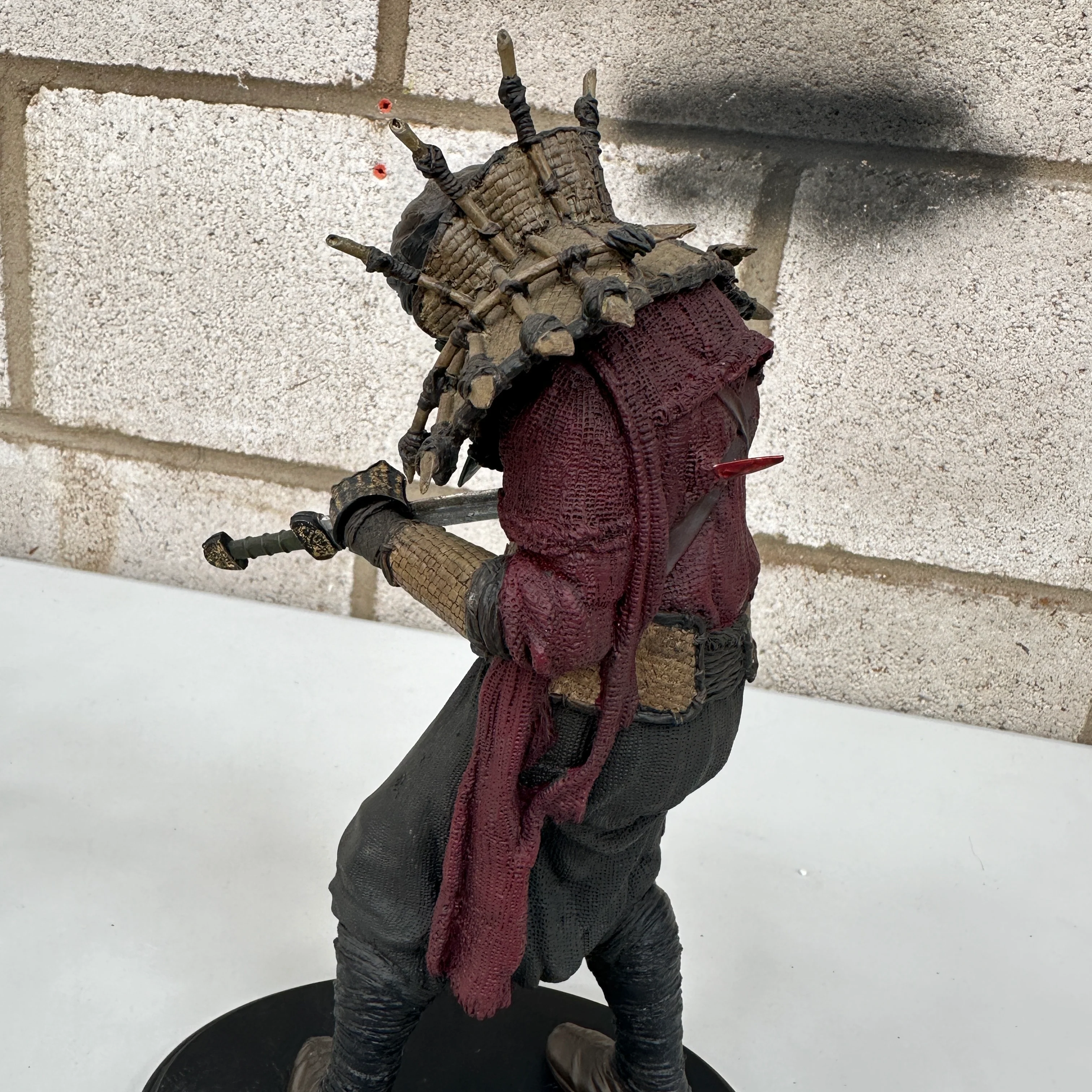 Sideshow Weta Lord of the Rings Haradrim Soldier Statue PRE OWNED - Image 6
