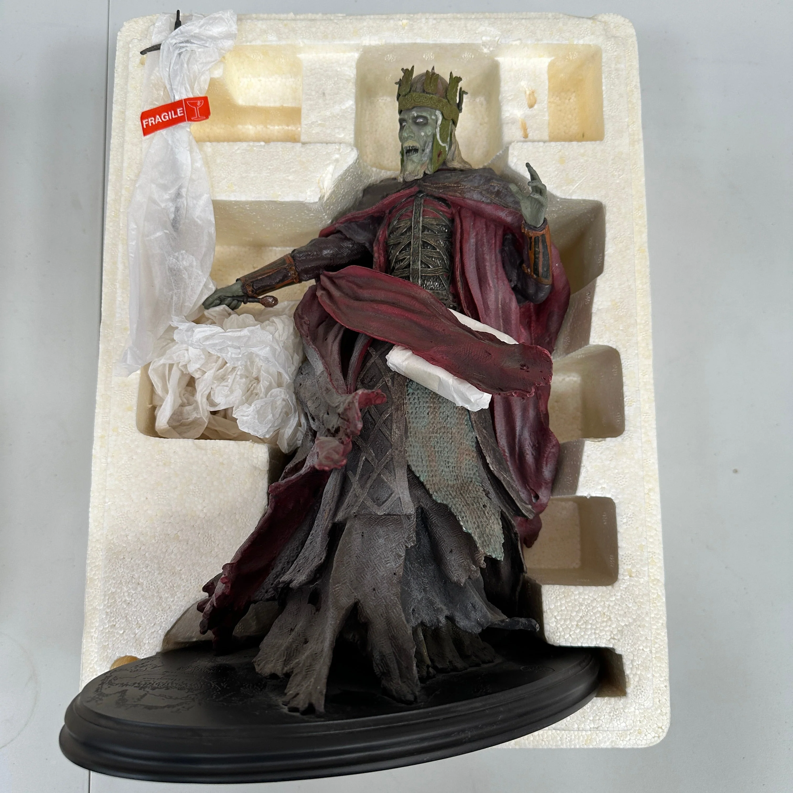 Sideshow Weta Lord of the Rings King of the Dead Statue PRE OWNED - Image 3
