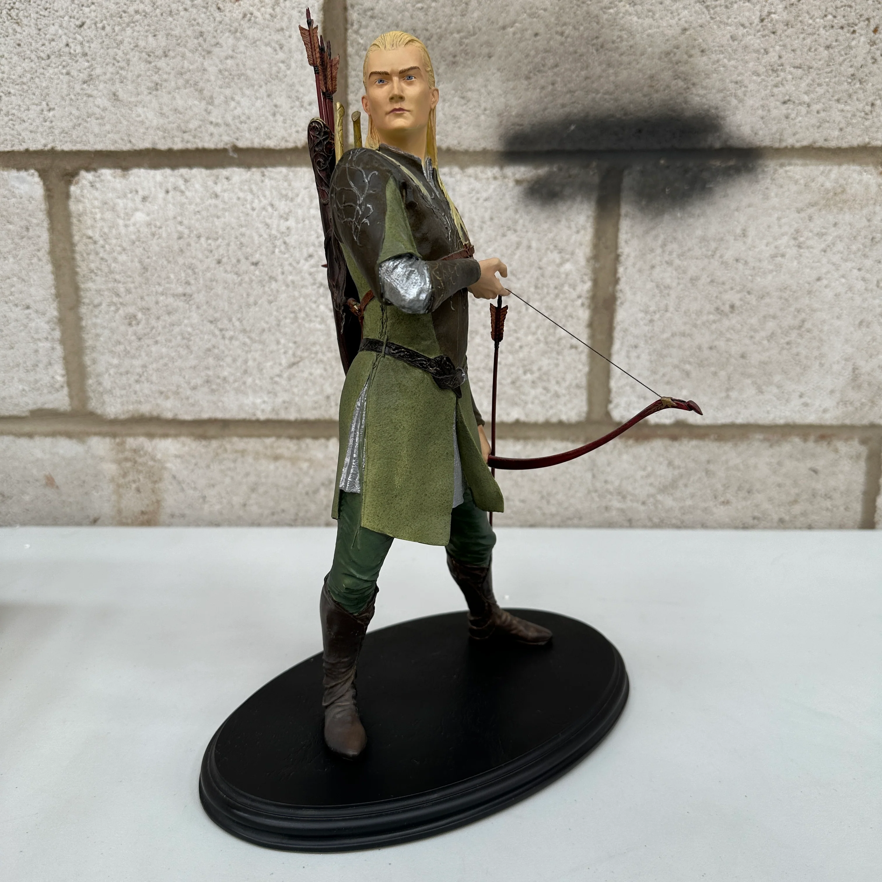 Sideshow Weta Lord of the Rings Legolas Greenleaf Statue PRE OWNED - Image 4
