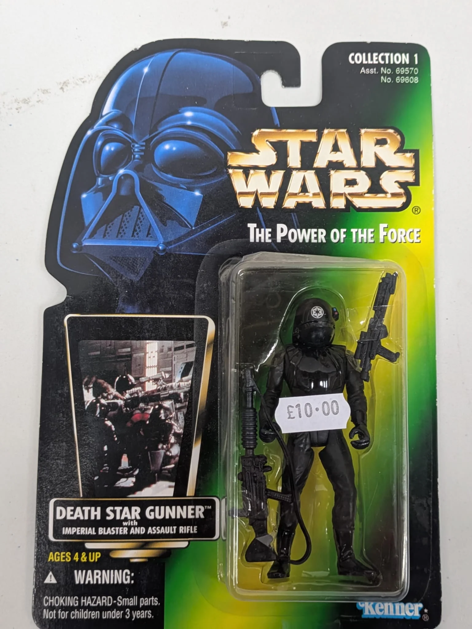 Star Wars The Power Of The force Death Star Gunner with Imperial Blaster and Assault Rifle (Collection 1)